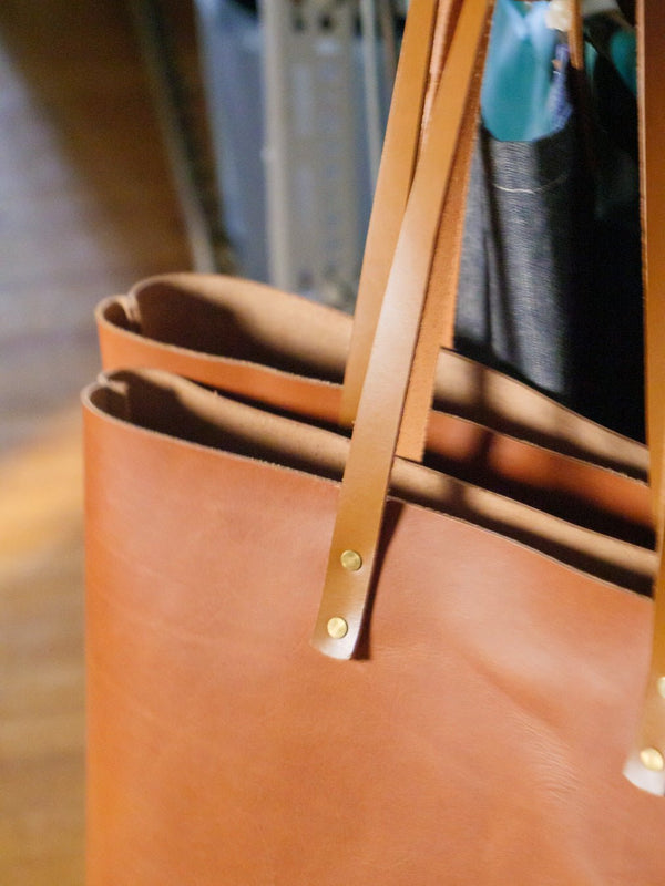 Caramel LP Leather Tote - Hudson’s Hill