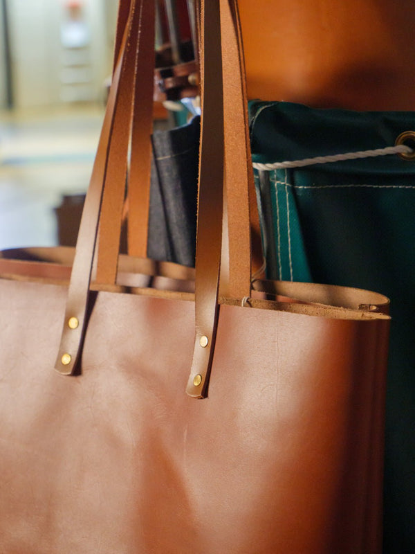 Caramel LP Leather Tote - Hudson’s Hill