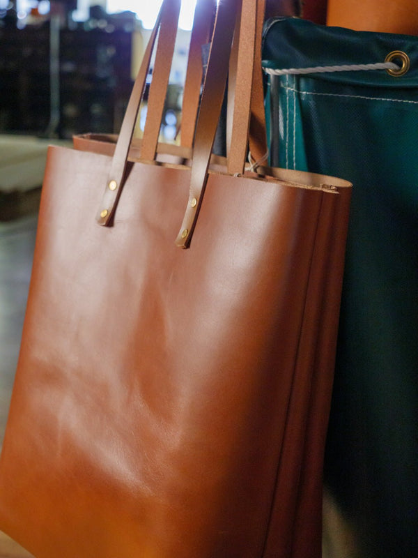 Caramel LP Leather Tote - Hudson’s Hill
